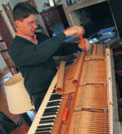 Gabriel bonnand accordeur de piano a paris 15eme