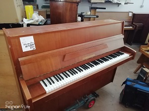 a louer piano d'etude